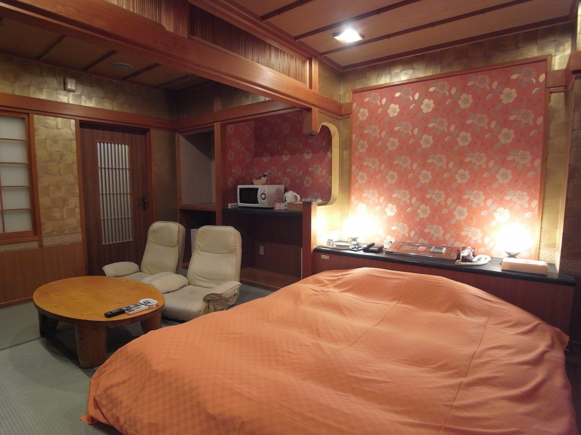 Hotel Tierra (Adults Only) Himeji Buitenkant foto